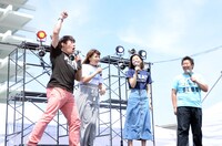 オープニングセレモニーの様子。