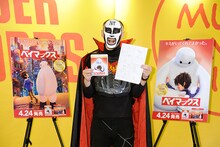 トークショーに出席した鉄拳。