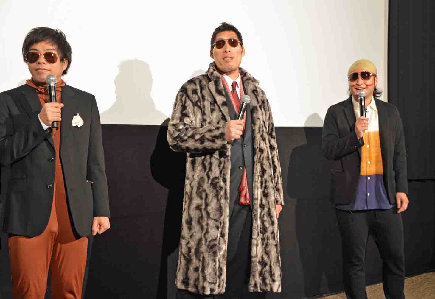 映画「フォーカス」公開直前イベントに登場したバンビーノ藤田、篠原信一、バンビーノ石山（左から）。