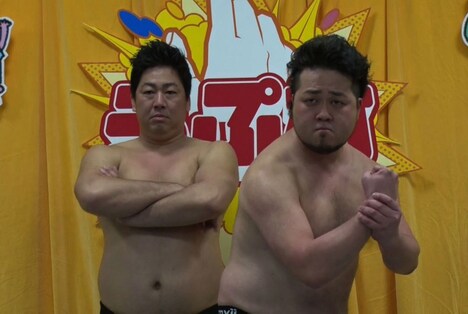 ブルーリバーの知らない人モノマネ「スゴイの一言 正統派でビシッと決める全日本プロレス」のワンシーン。(c)TBS