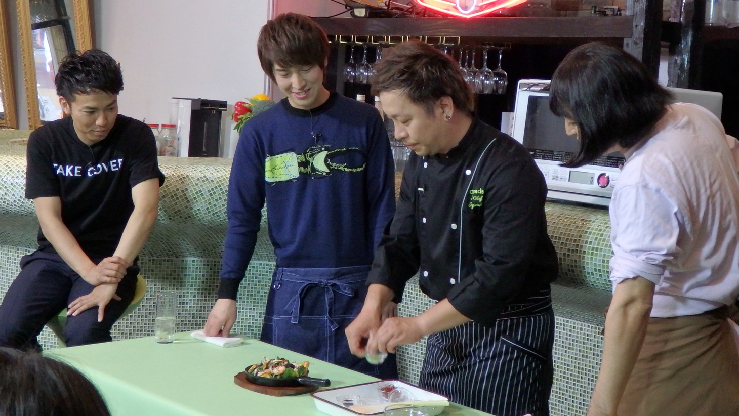 「うるおい食堂」公開収録のワンシーン。(c)テレビ朝日
