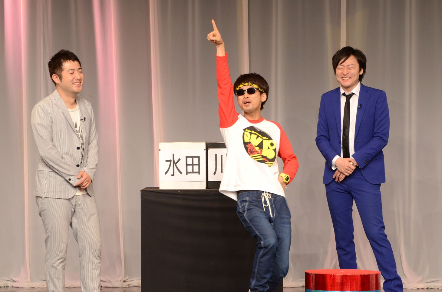 エンディングで改めて紹介されたバイク川崎バイク（中央）。