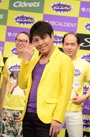 「イライラ撲滅大使」に就任したNON STYLE井上。