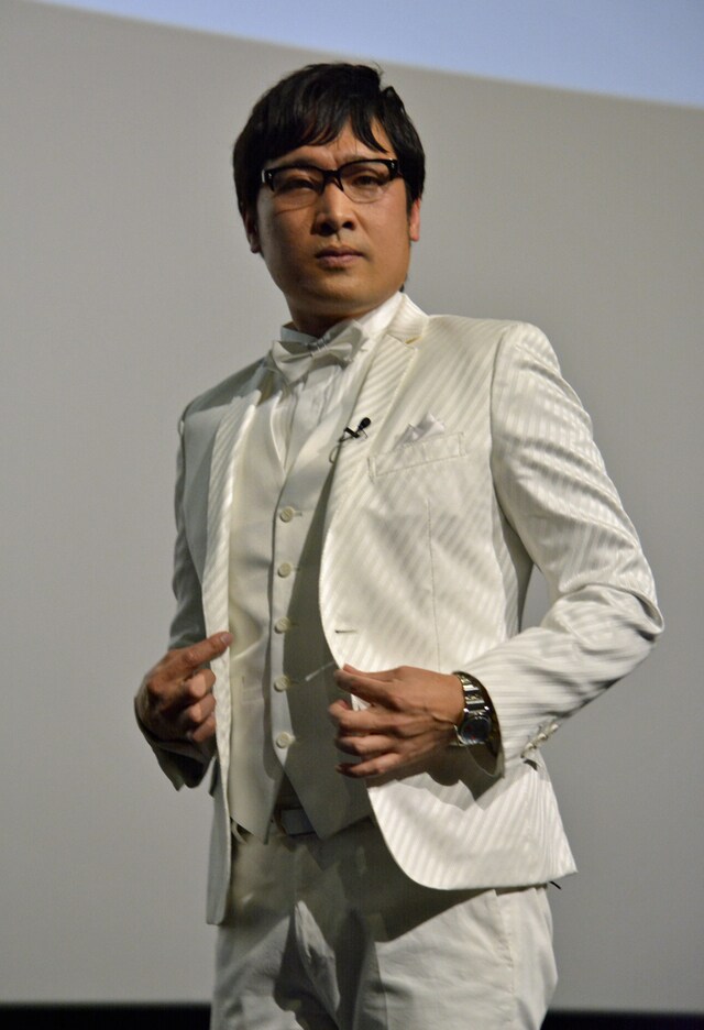 映画「テラスハウス クロージング・ドア 禁断の副音声版」のトークイベントに登場した南海キャンディーズ山里。