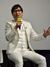 南海キャンディーズの山里亮太。