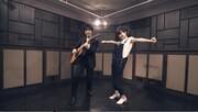 「あったかいんだからぁ♪ feat. 押尾コータロー、クマムシ佐藤」のミュージックビデオのワンシーン。