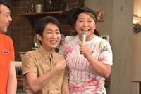 やしろ優（右）の胸が当たっていることを指摘するNON STYLE石田。