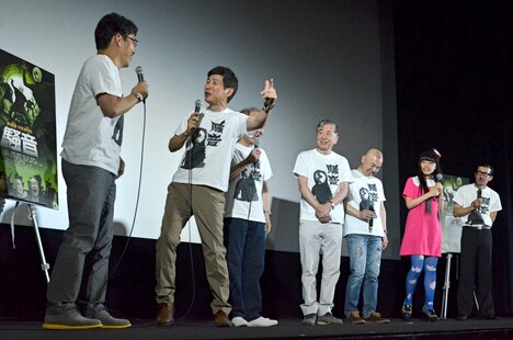 初日舞台挨拶のワンシーン。