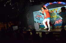 「永野の業界関係者向けライブ 初日～月の宴～」の様子。