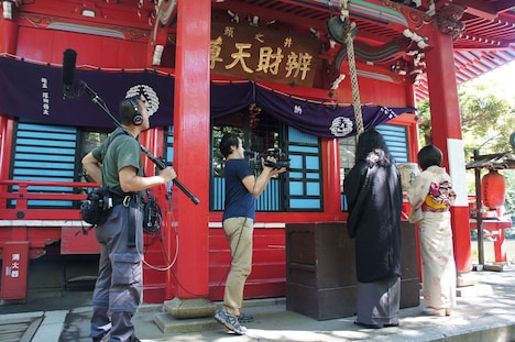 井の頭公園内でのロケの様子。