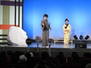 「劇団あるある座」の旗揚げ公演の様子。(c)吉本興業