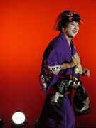 「劇団あるある座」の旗揚げ公演の様子。(c)吉本興業