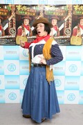 「すっちー座長就任1周年記念公演」会見の様子。(c)吉本興業