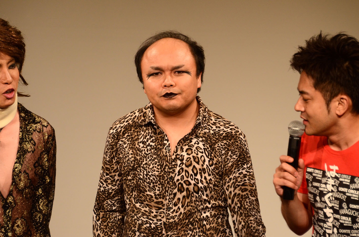 禿夢ボーカルのキク（ワンワンニャンニャン菊地）。