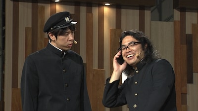 「明日へつなげるライブin宮古」に出演するロッチ。 (c)NHK