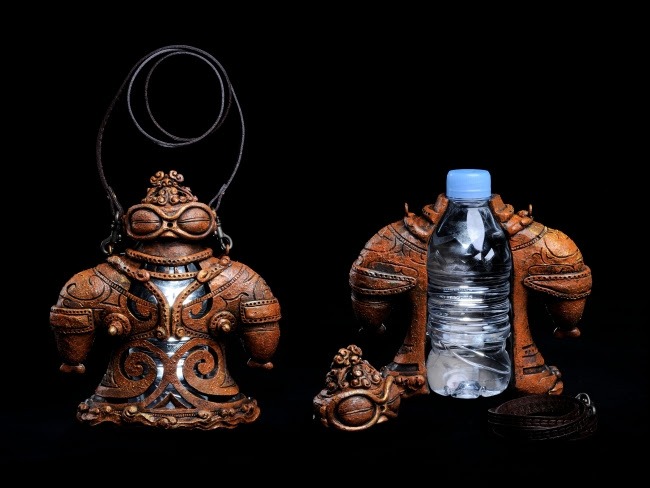 片桐仁の作品「ペットボ土偶 」