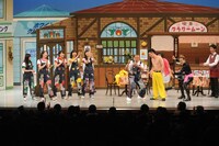 吉本新喜劇のワンシーン。(c)関西テレビ