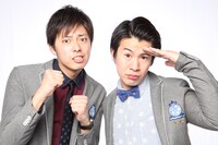 ラフレクラン (c)吉本興業