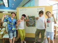「Tropical Lovers Beach Festa 2015」の楽屋での様子。