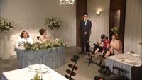 コント「腹筋結婚式」(c)NHK
