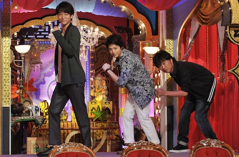 「今夜くらべてみました」に出演する浅香航大、小池徹平、スピードワゴン小沢（左から）。(c)日本テレビ