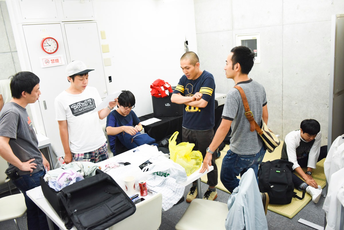 円山スクランブルエッグス楽屋の様子。