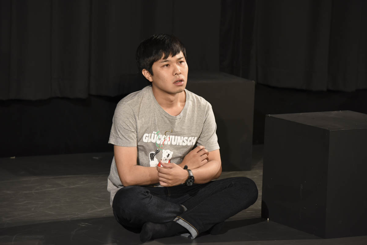 「円山町再開発」ゲネを行うさらば青春の光・東口。