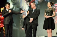 舞台挨拶のワンシーン。