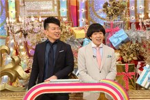 「クイズ 芸能人にまかせなさい」司会の雨上がり決死隊。(c)関西テレビ