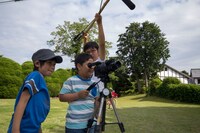 映画「なつやすみの巨匠」のワンシーン。（能古島写真提供：福岡市 / Photo Fumio Hashimoto）