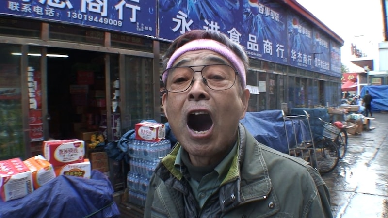 「談志の遺言 一期一会II～立川談志　アジア紀行（中国 大連編）～」に登場する、ありし日の立川談志。(c)BSフジ