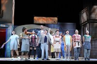 「ストレートプレイ・ミュージカル『うたかふぇ』」のワンシーン。 （撮影：田中亜紀）