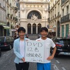 ジャルジャル、12週連続でDVD発売!パリから写真&コメント到着