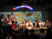 過去に行われた「スニーカー同好会」の様子。