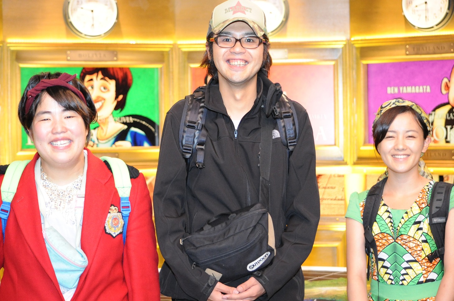 左からゆりやんレトリィバァ、スパローズ森田、田中美晴。