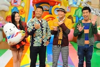「にじいろジーン」レギュラーのベッキー、山口智充、ガレッジセール（左から）。(c)関西テレビ