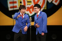 銀シャリ10周年記念単独ライブの様子。