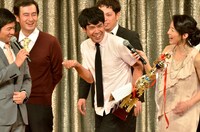 ギフト☆矢野（中央）。