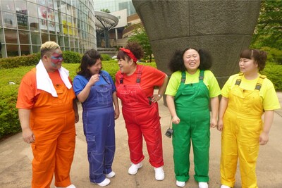 「いきなり！黄金伝説。」に出演する「ぽっちゃり女子軍団」。(c)テレビ朝日