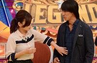 オアシズ大久保（左）と葛西紀明（右）。 (c)日本テレビ