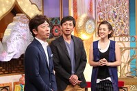 左からフットボールアワー後藤、チュートリアル徳井、SHELLY。 (c)日本テレビ