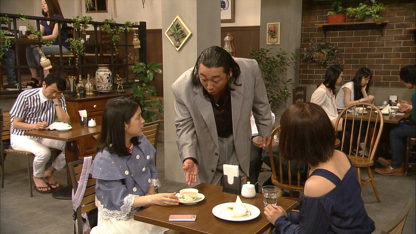 コント「スパイ」(c)NHK