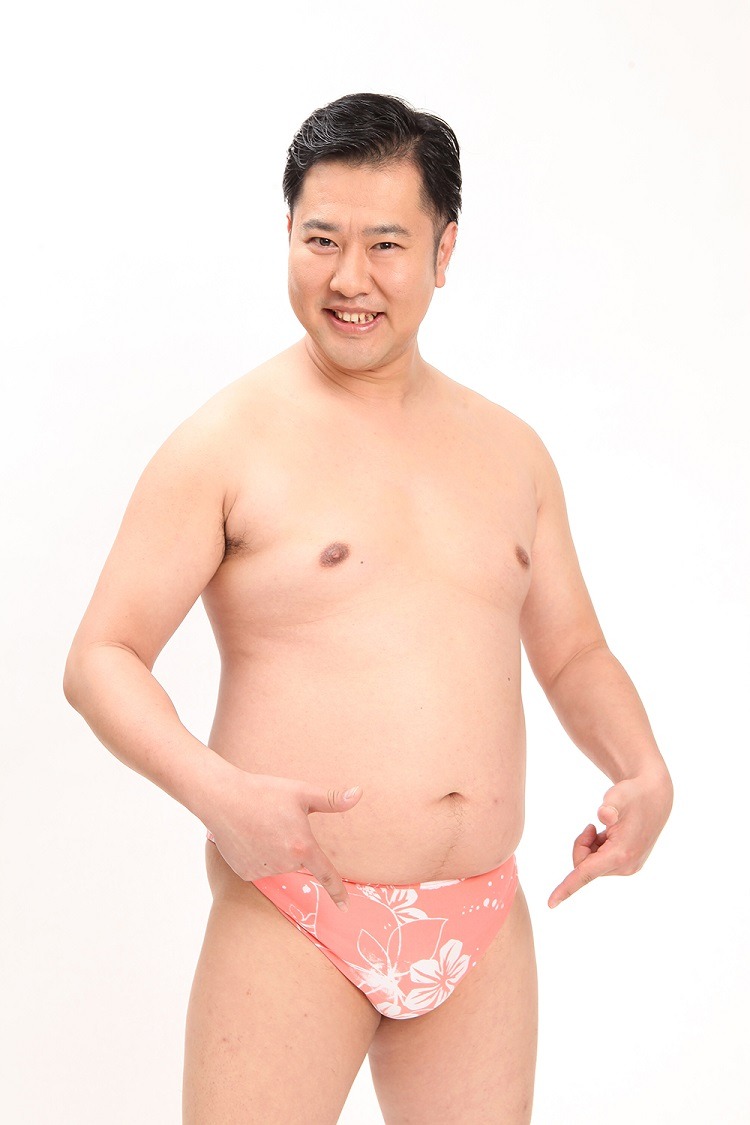とにかく明るい安村 (c)吉本興業