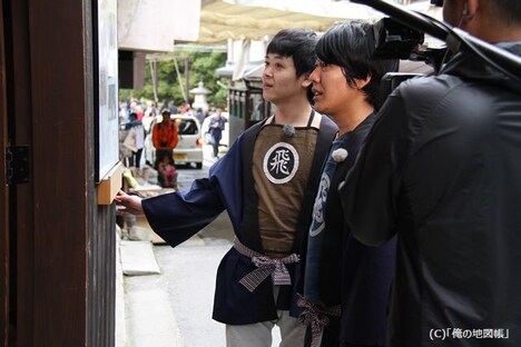 ロケ中のうしろシティ。