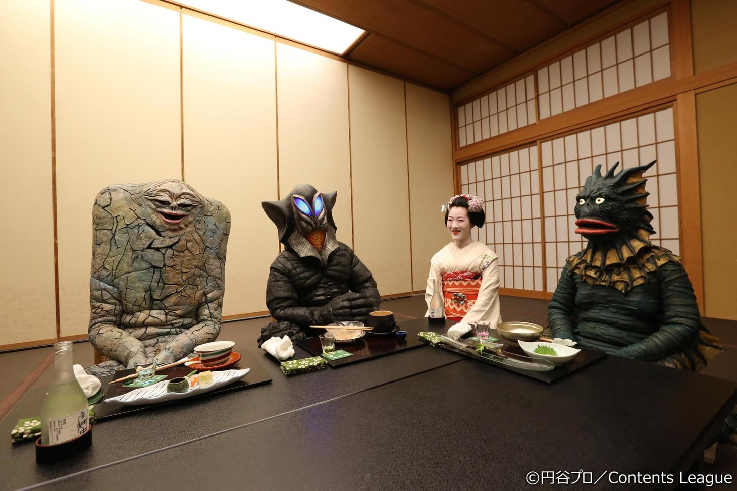 「ウルトラ怪獣散歩」京都編のワンシーン。