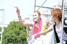 樽美酒研二、喜矢武豊。