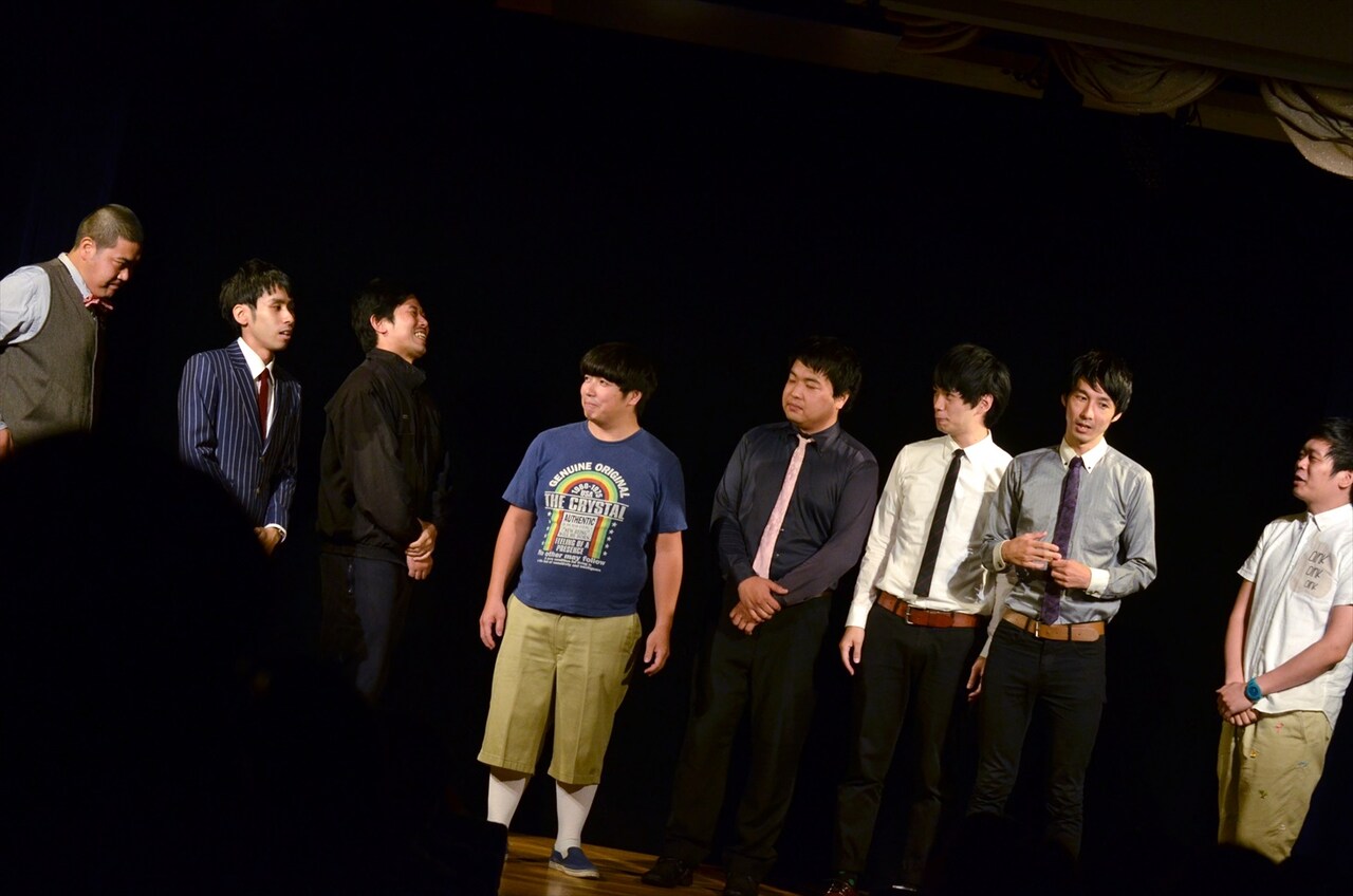 オープニングに登場する（左から）S×L、巨匠、ドリーマーズ、ザンゼンジ。