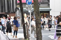 スペイン坂に現れたイカ大王。