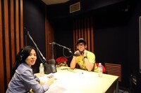 左から井森美幸、ビビる大木。