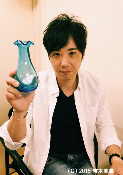 ライセンス藤原と藤原が作った琉球ガラス。